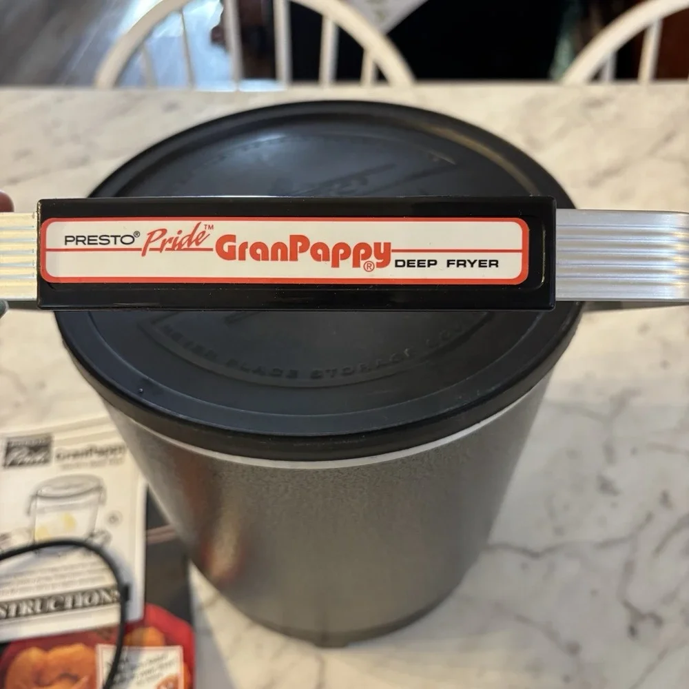 Presto® Gran Pappy®‎ Electric Deep Fryer 05411 Open Box Excellent